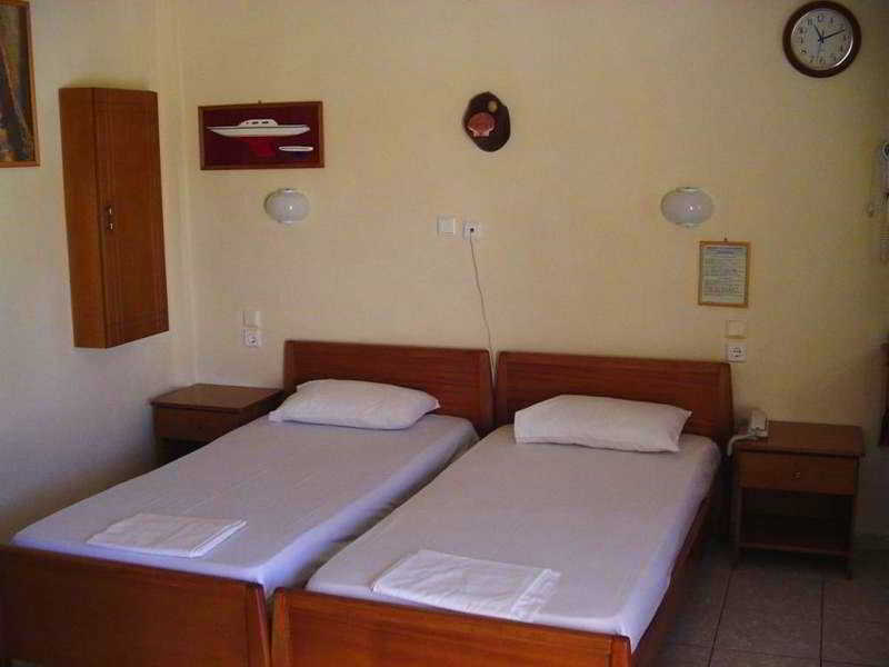 Aristotelis Apartments Frikes Exterior foto