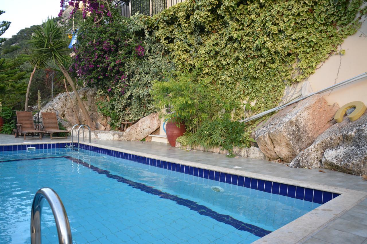 Aristotelis Apartments Frikes Exterior foto