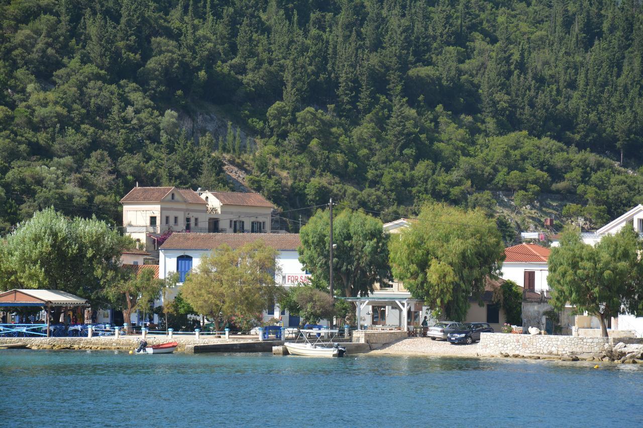 Aristotelis Apartments Frikes Exterior foto